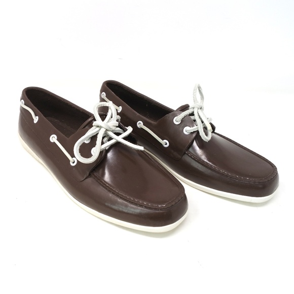 sperry waterproof boat shoes